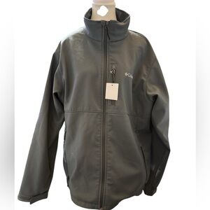 COLUMBIA SPORTSWEAR COMPANY
Men’s Softshell Jacket · Size XL